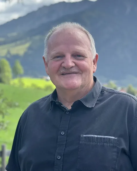 Hans, Objektbetreuer