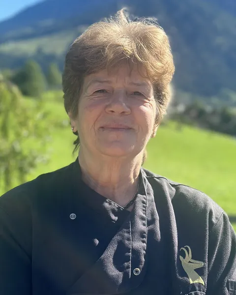 Zsuzsanna, Küchenhilfe